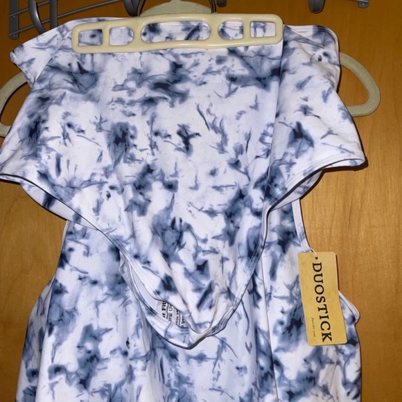 Tankini - Picture 2 of 3